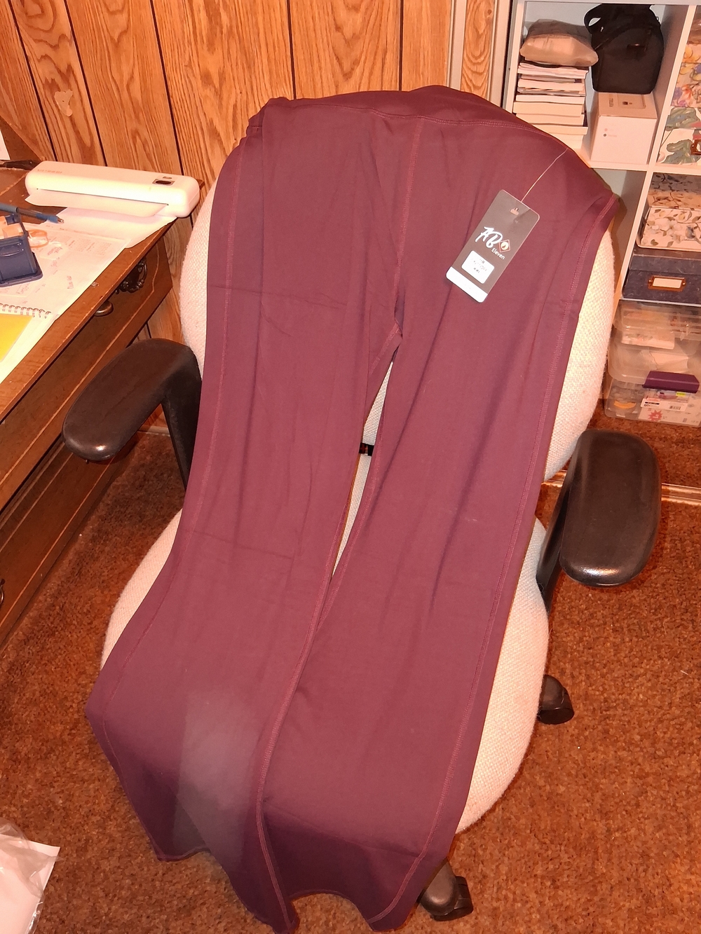 Women's Wide-Leg Leggings in Burgundy - Elegant Everyday Style